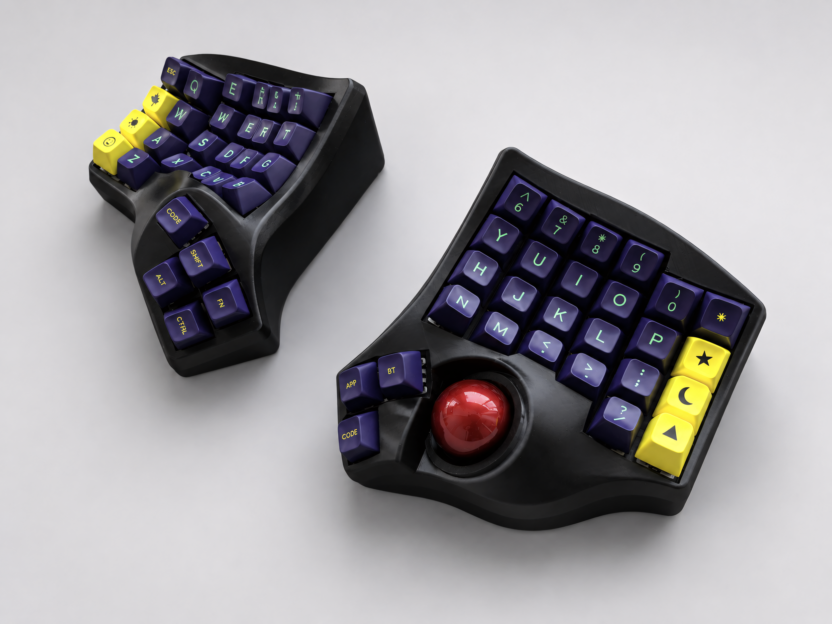 Trackball Split Keyboard — QMK VIA / Wireless ZMK, Hot-Swap MX