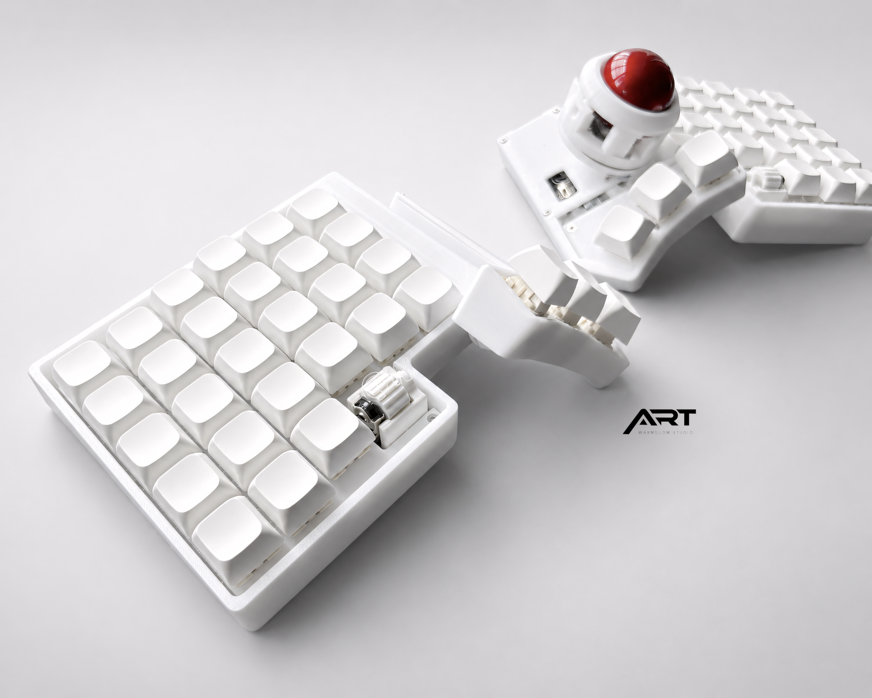 Wireless Split Trackball Keyboard | Prebuilt ZMK Ergonomic Mechanical Keyboard