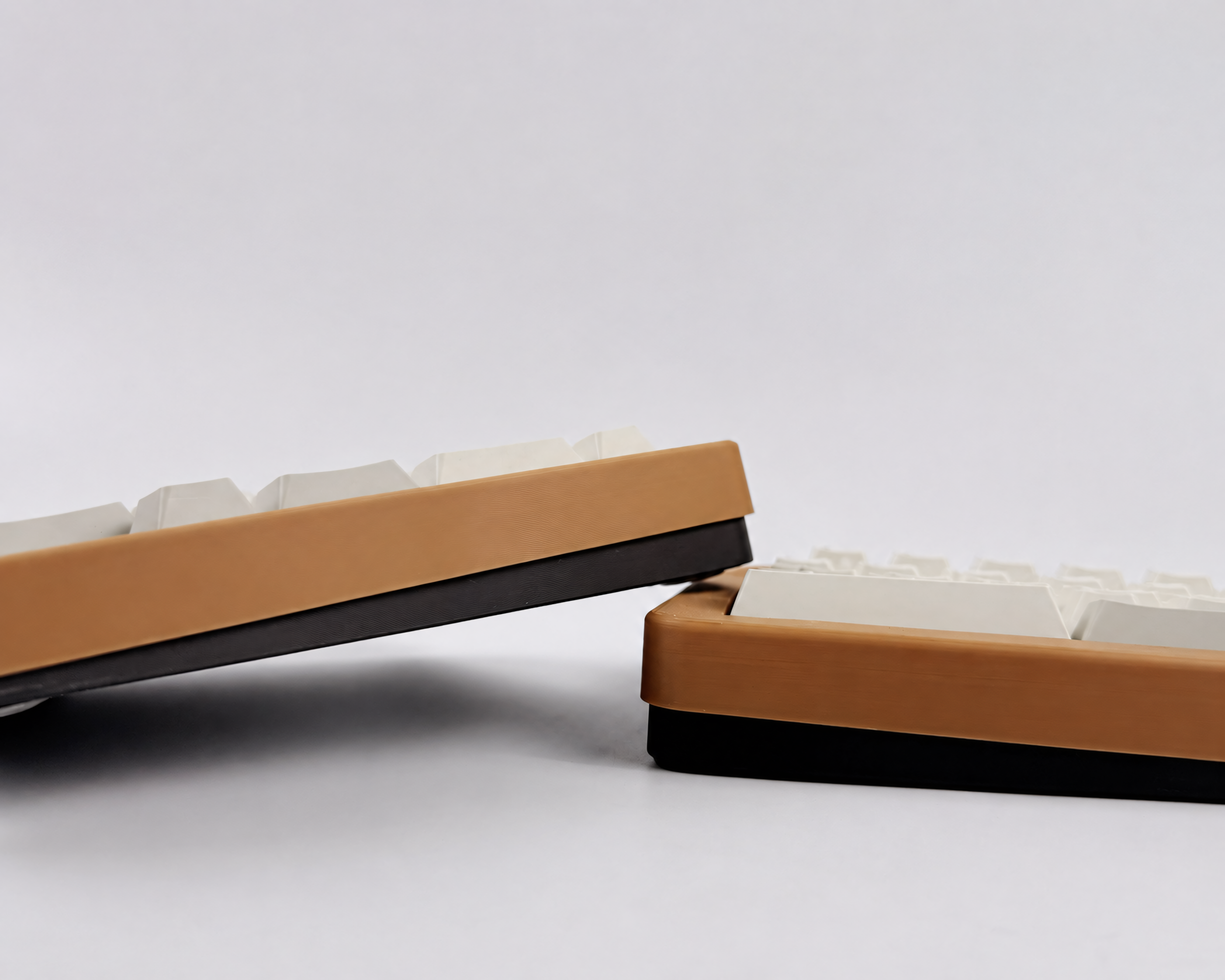 Alice Split Ergonomic Keyboard — 2.4G Wireless, VIAL, Hot-Swap